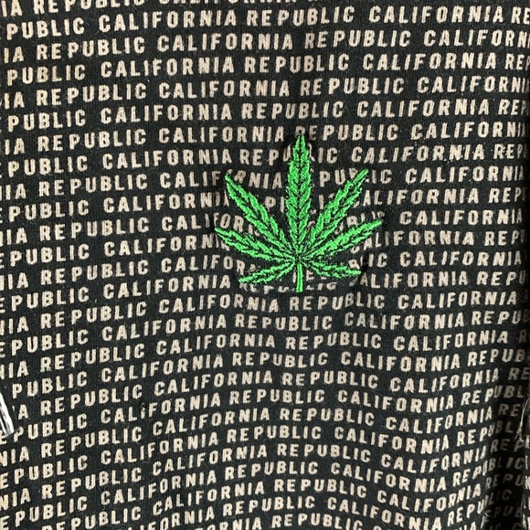 Eighty Eight Brand California Republic Pullover Hoodie Small - Picture 3 of 10